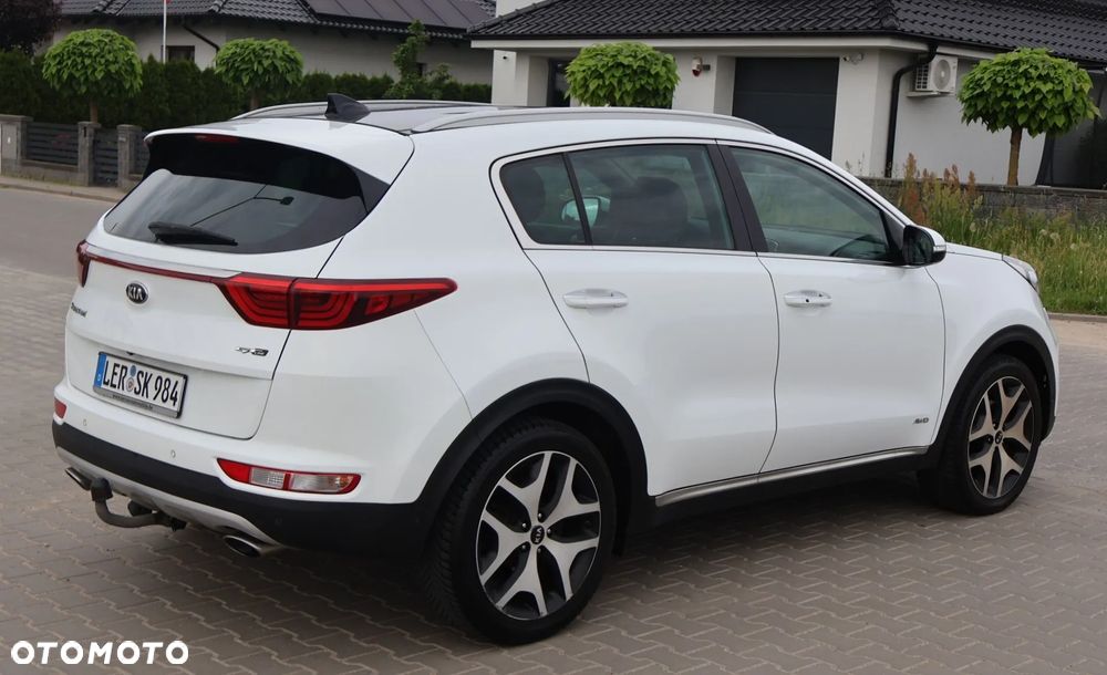 Kia Sportage 2,0 CRDI AWD GT Line - 6