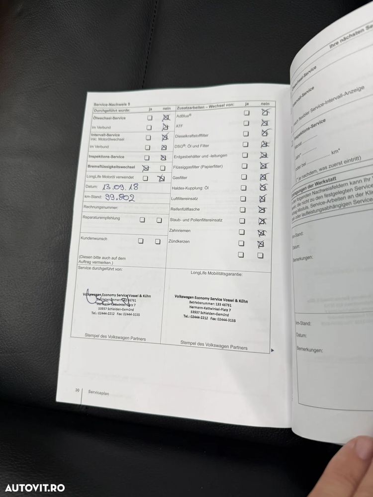 Volkswagen Golf 1.6 TDI DPF Style - 38