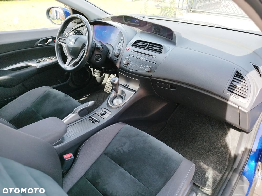Honda Civic 1.8i-VTEC Sport - 12
