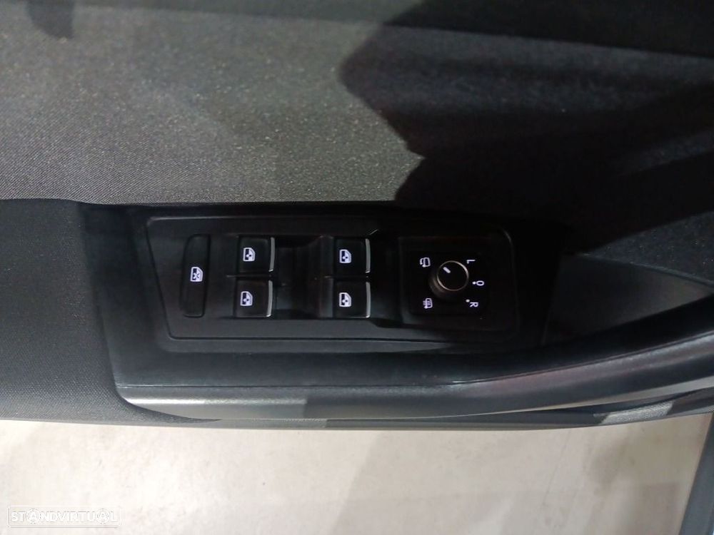 VW T-Roc 1.0 TSI Style - 12