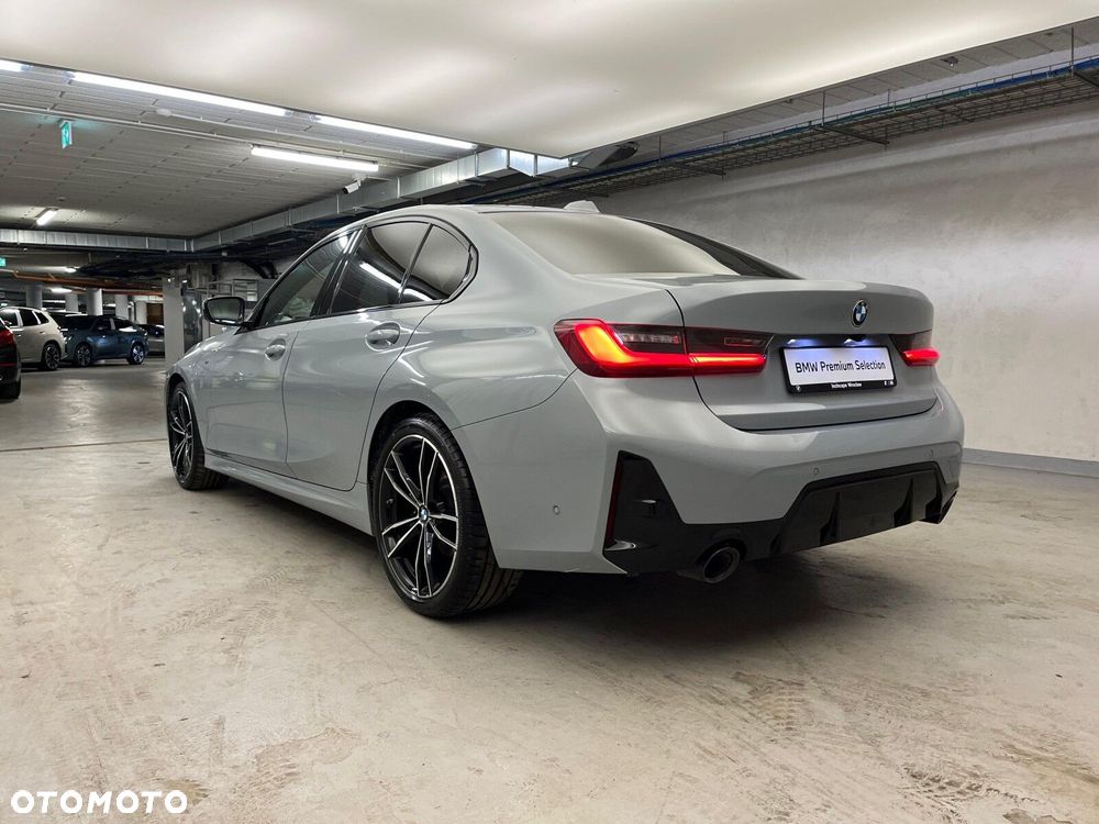 BMW Seria 3 320d xDrive M Sport sport - 13