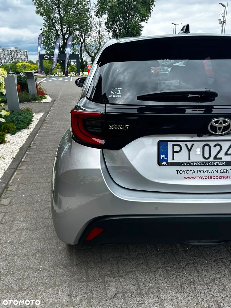 Toyota Yaris Hybrid 1.5 Style - 10