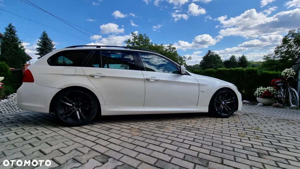 BMW Seria 3 320d DPF - 1