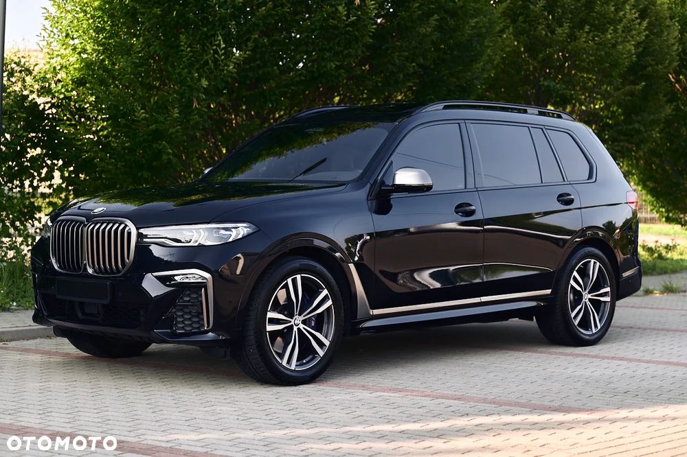BMW X7 M50d - 9