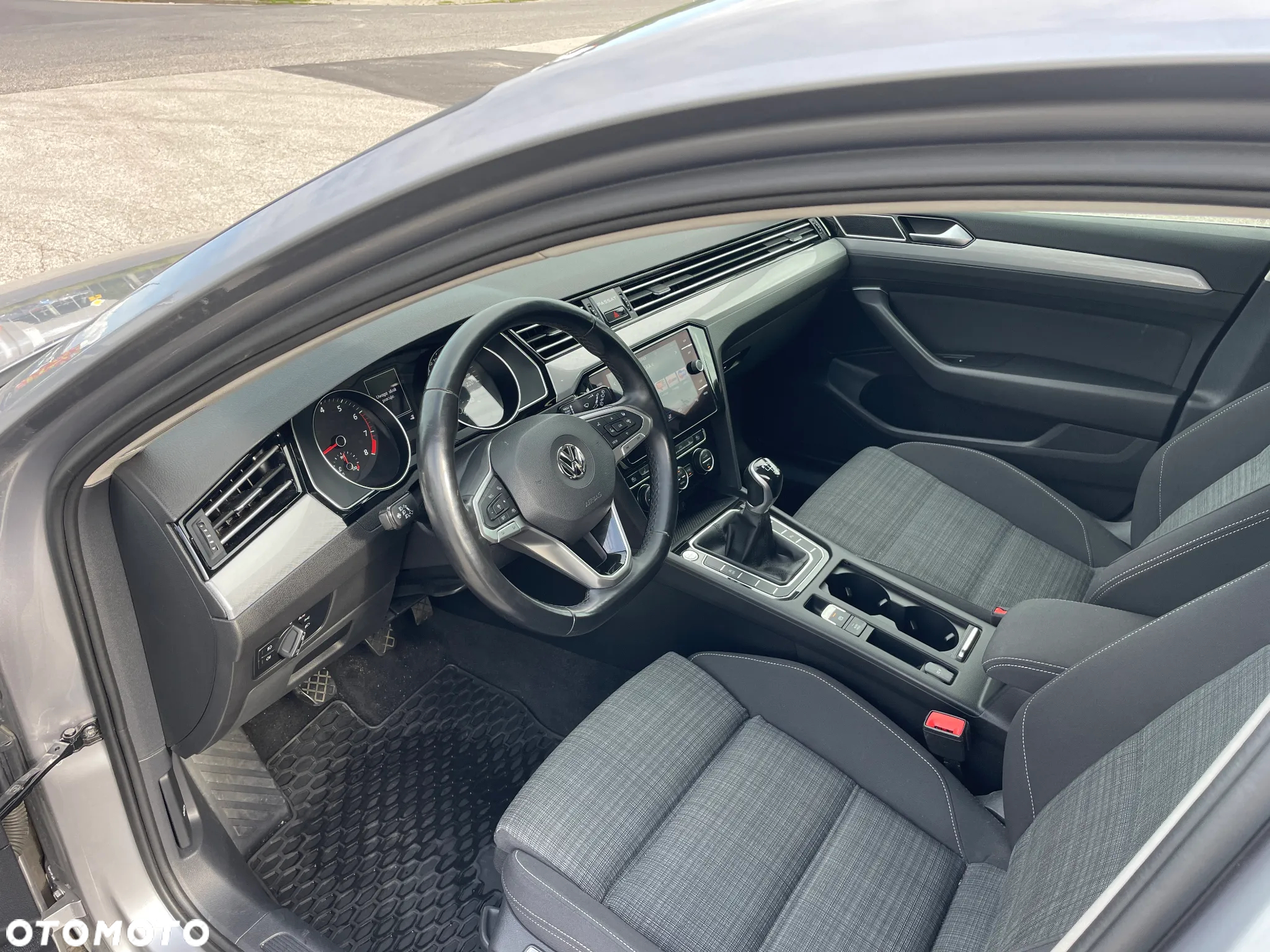 Volkswagen Passat 1.5 TSI EVO Business - 13
