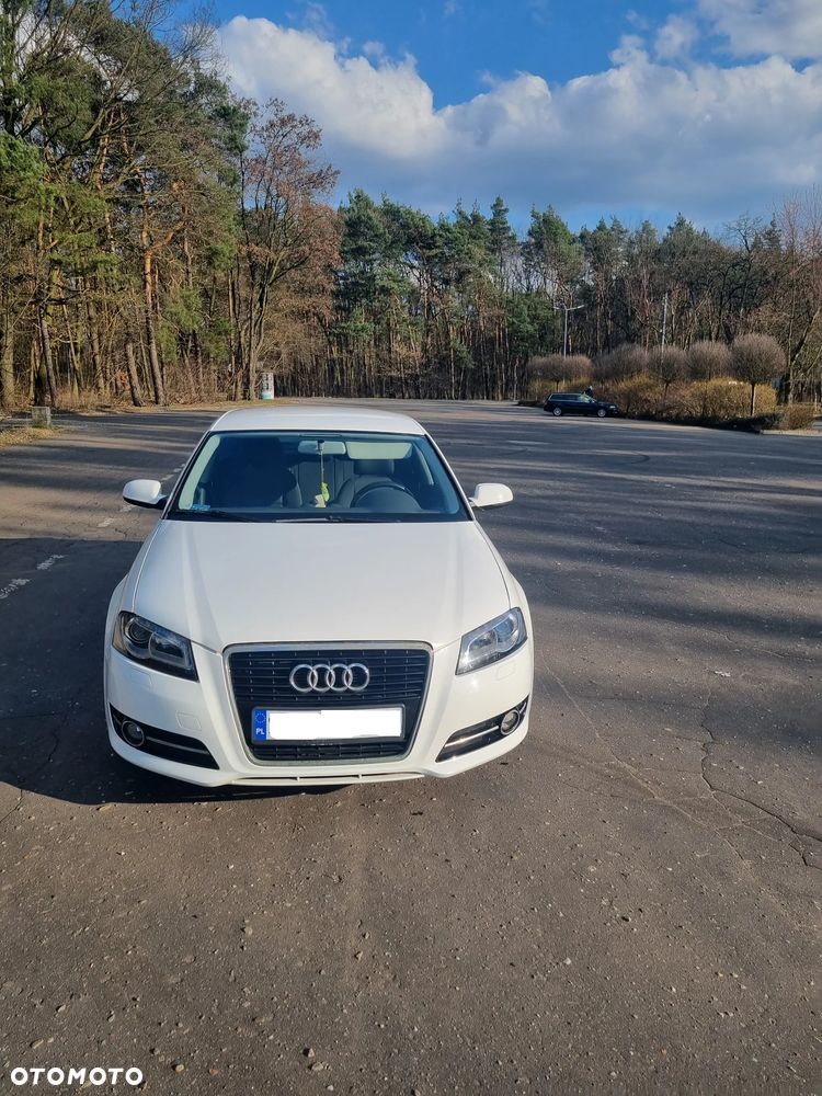 Audi A3 Sportback 1.2 TFSI Attraction - 2