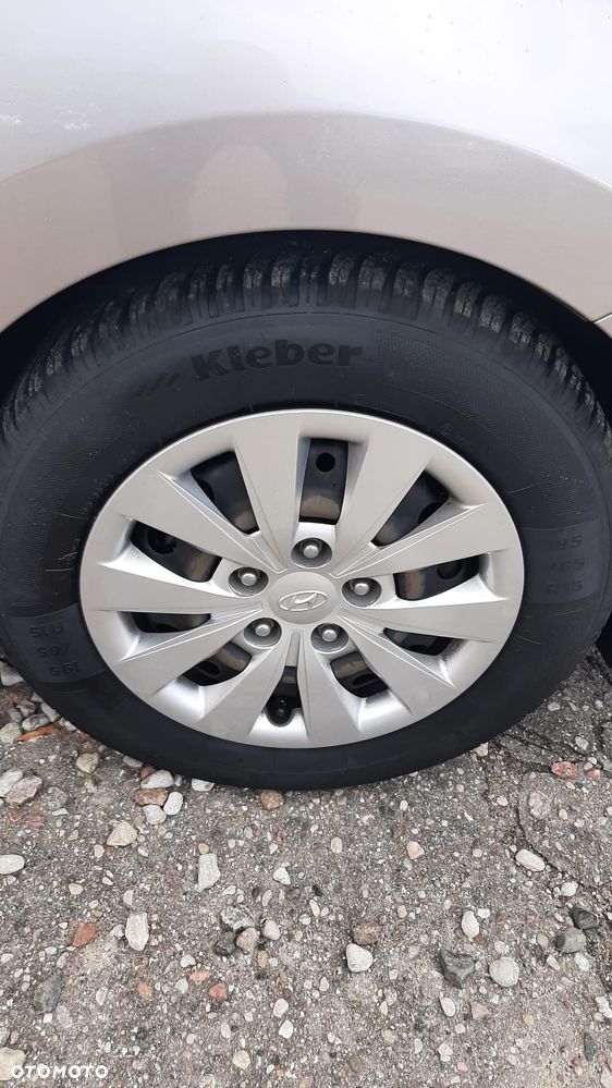 Hyundai i30 blue 1.6 CRDi Classic - 30