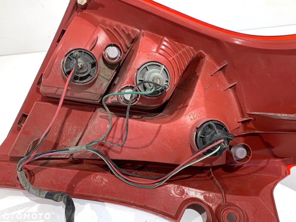 LAMPA PRAWY TYŁ  SUZUKI SWIFT III (MZ, EZ) 2005 - 2022 1.3 (RS 413) 68 kW [92 KM] benzyna 2005 - - 5