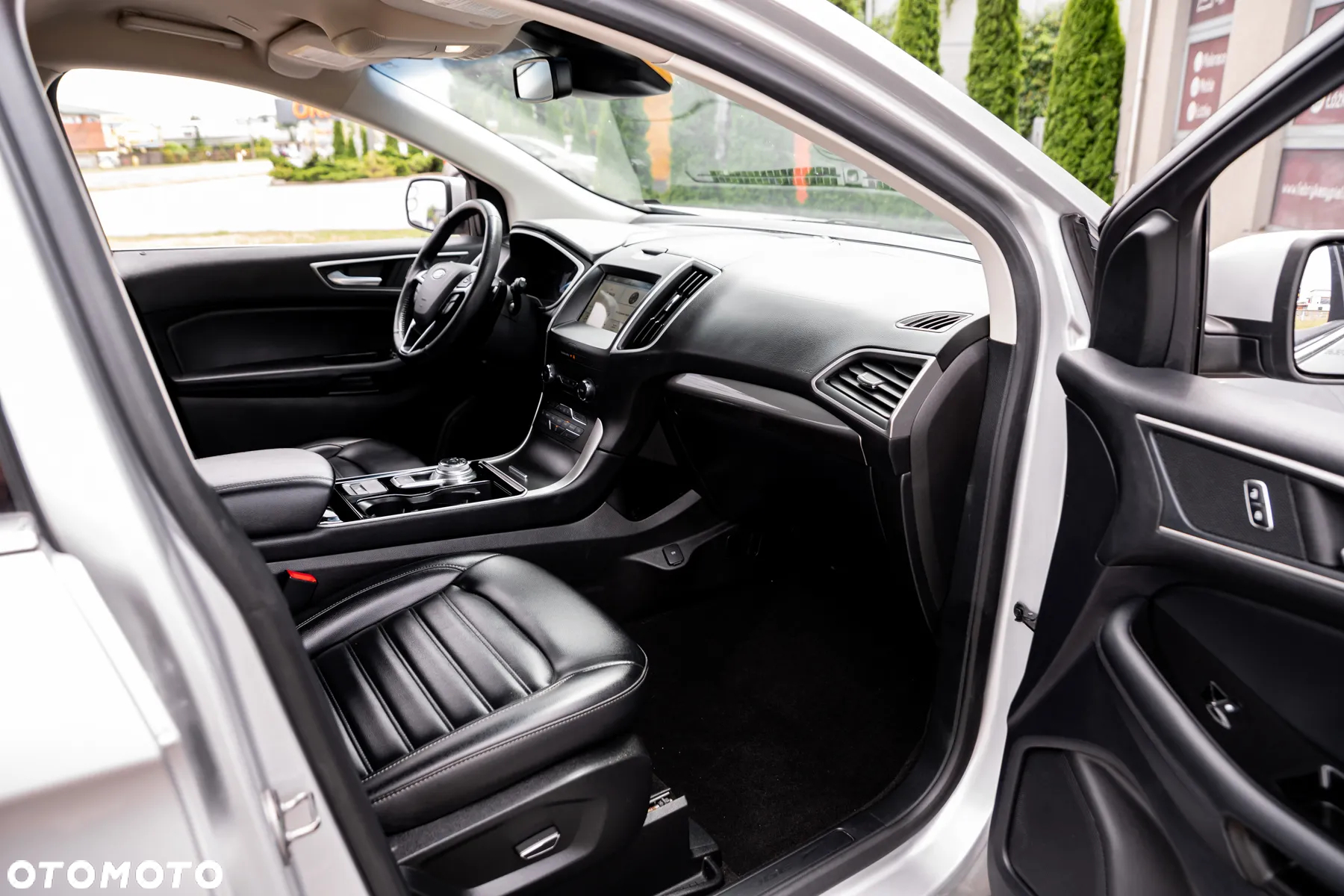 Ford Edge - 24