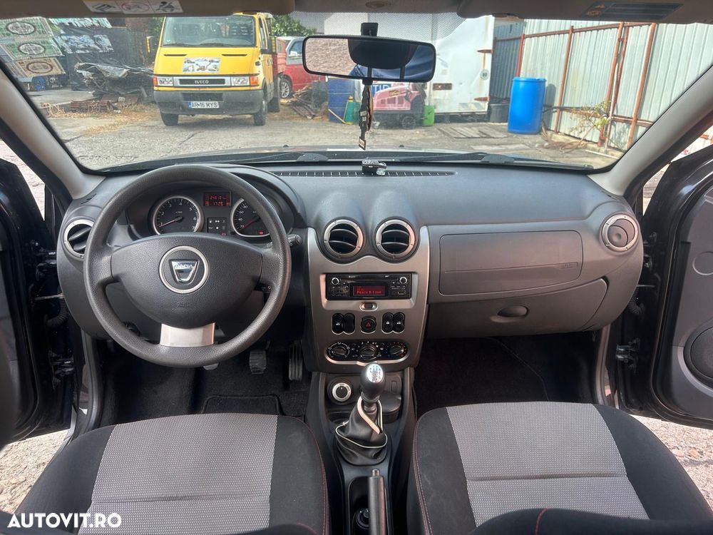 Dacia Duster 1.5 dCi 4x4 Ambiance - 7
