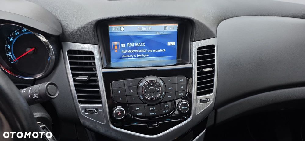 Chevrolet Cruze 1.8 LT+ - 35