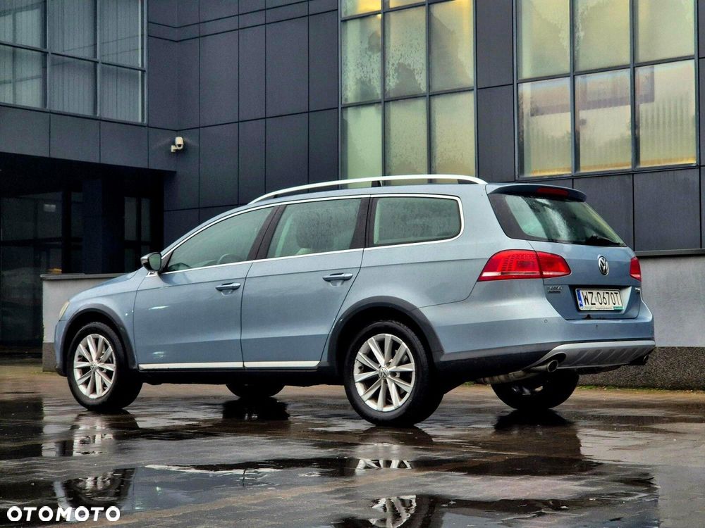 Volkswagen Passat Alltrack 2.0 TDI 4Motion DSG BlueMotion Tec - 3