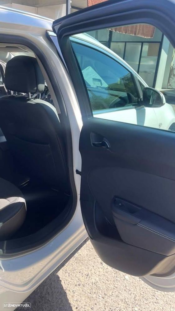 Opel Astra Sports Tourer - 1