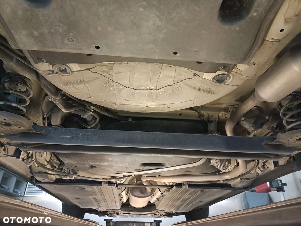 Suzuki Swift 1.2 SHVS Premium Plus - 11