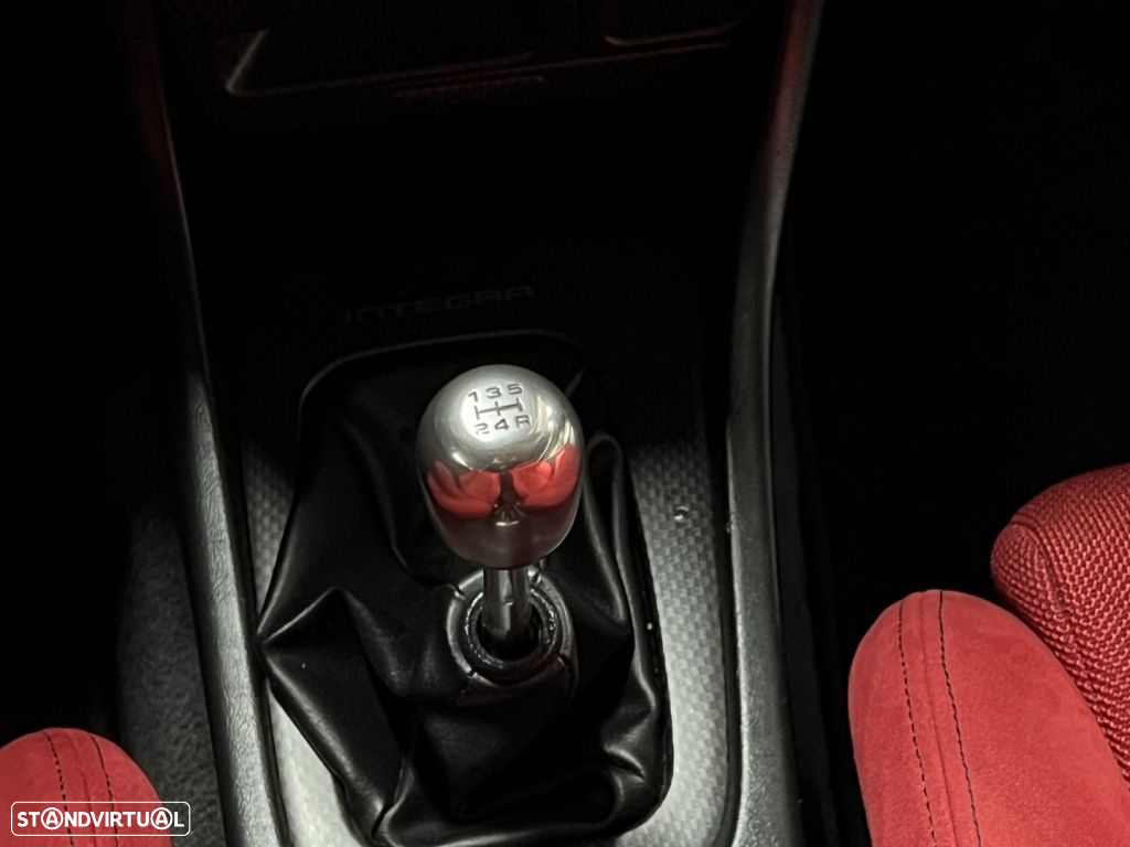 Honda Integra Type-R - 11