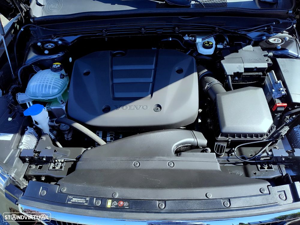 Volvo XC 40 1.5 T3 Momentum Plus Geartronic - 34