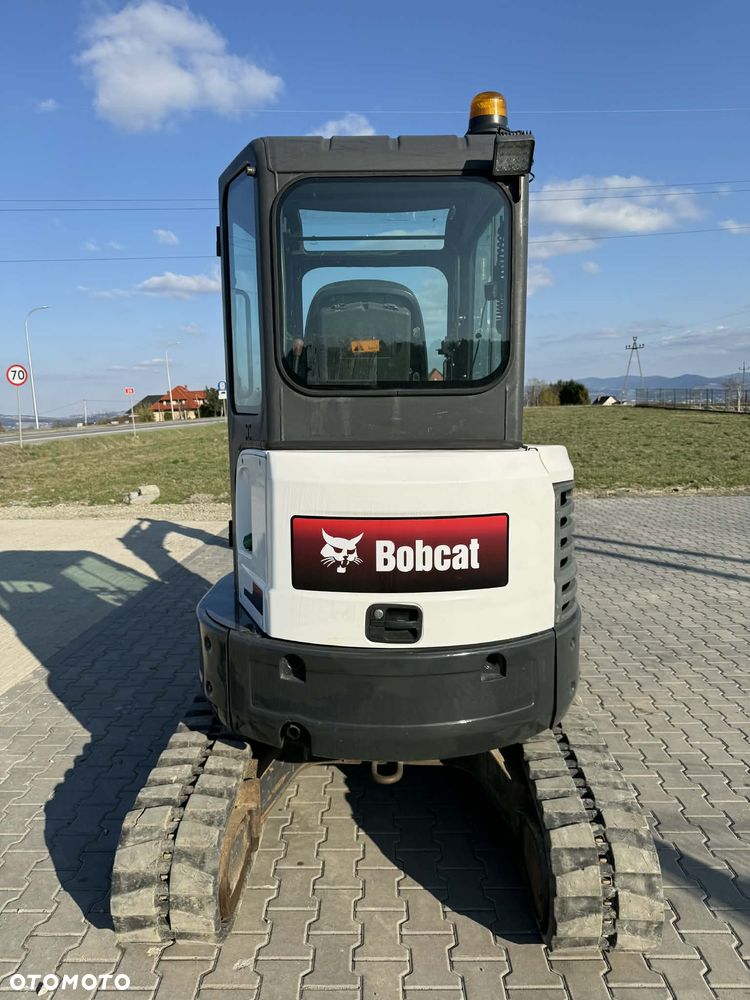 Bobcat E26 - 5