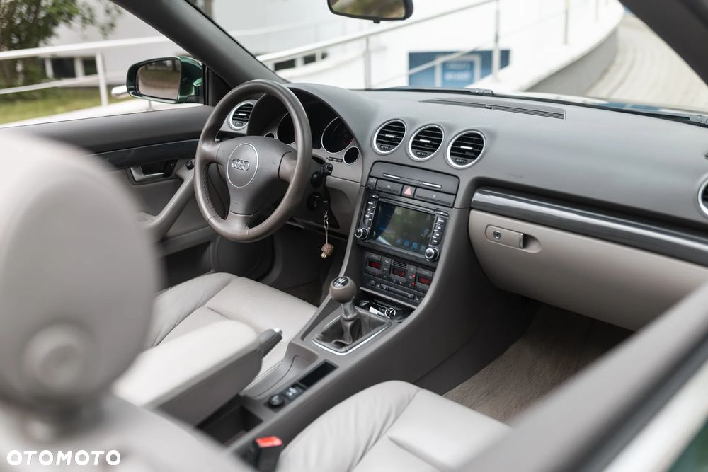 Audi A4 Cabrio 1.8T - 15