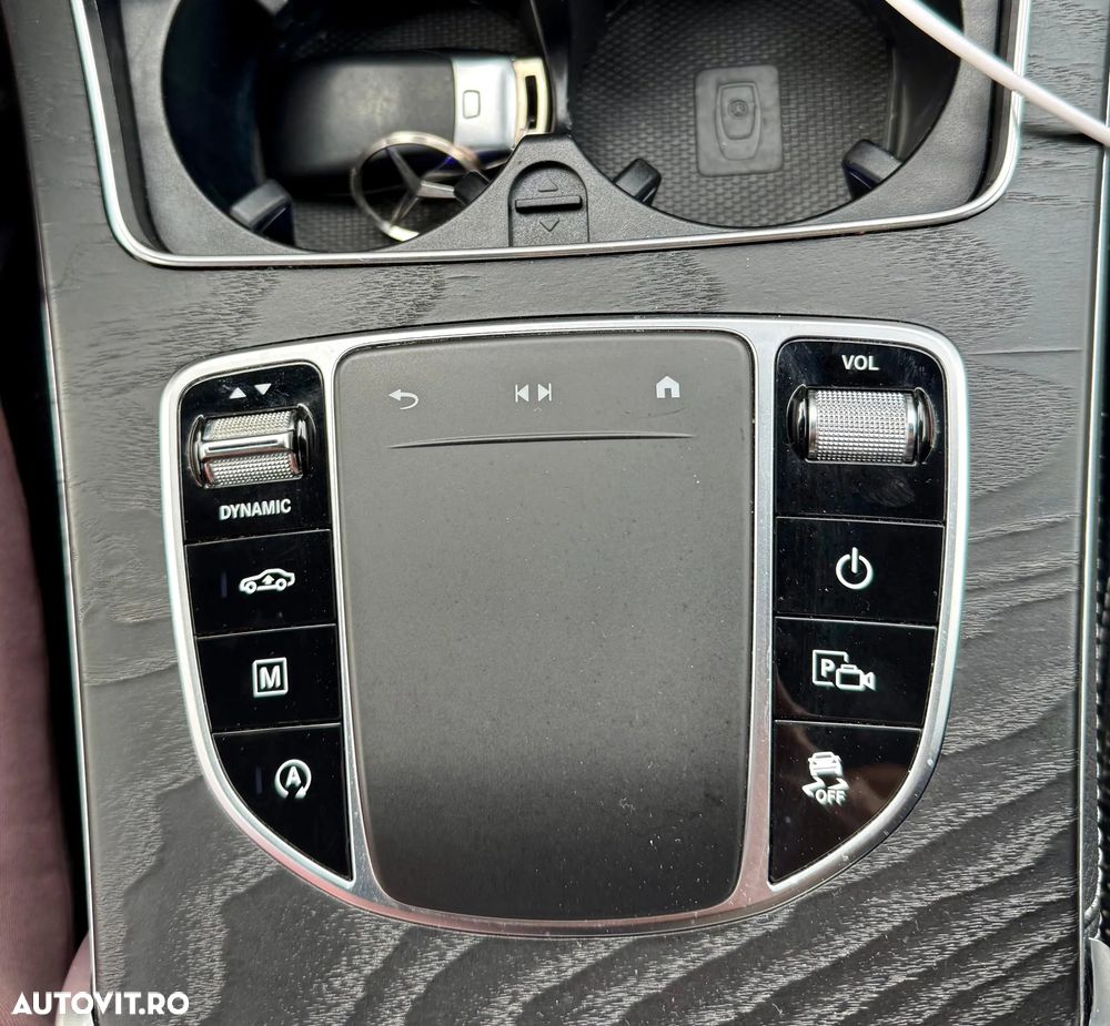 Mercedes-Benz GLC 300 d 4MATIC - 20