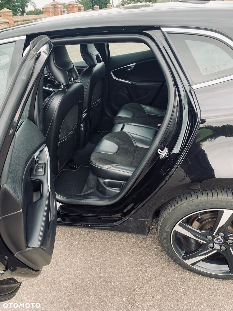 Volvo V40 D2 Drive-E R-Design Kinetic - 11