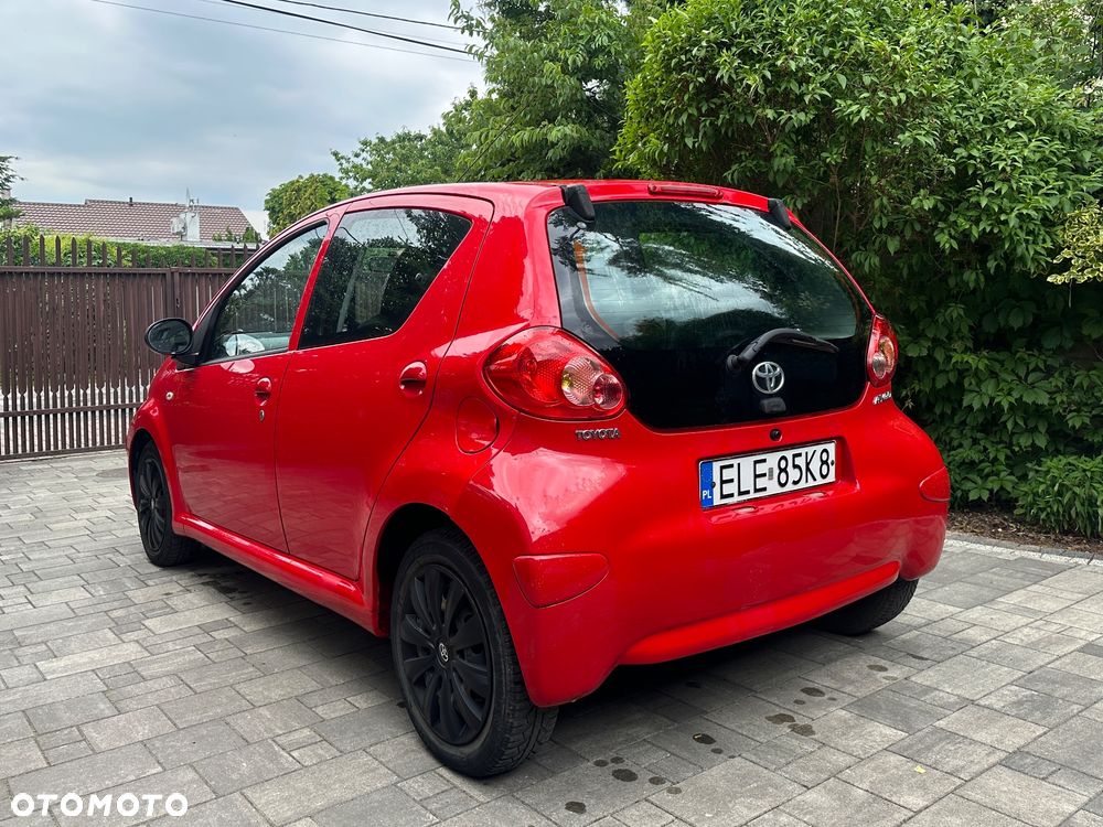 Toyota Aygo CoolRed - 4