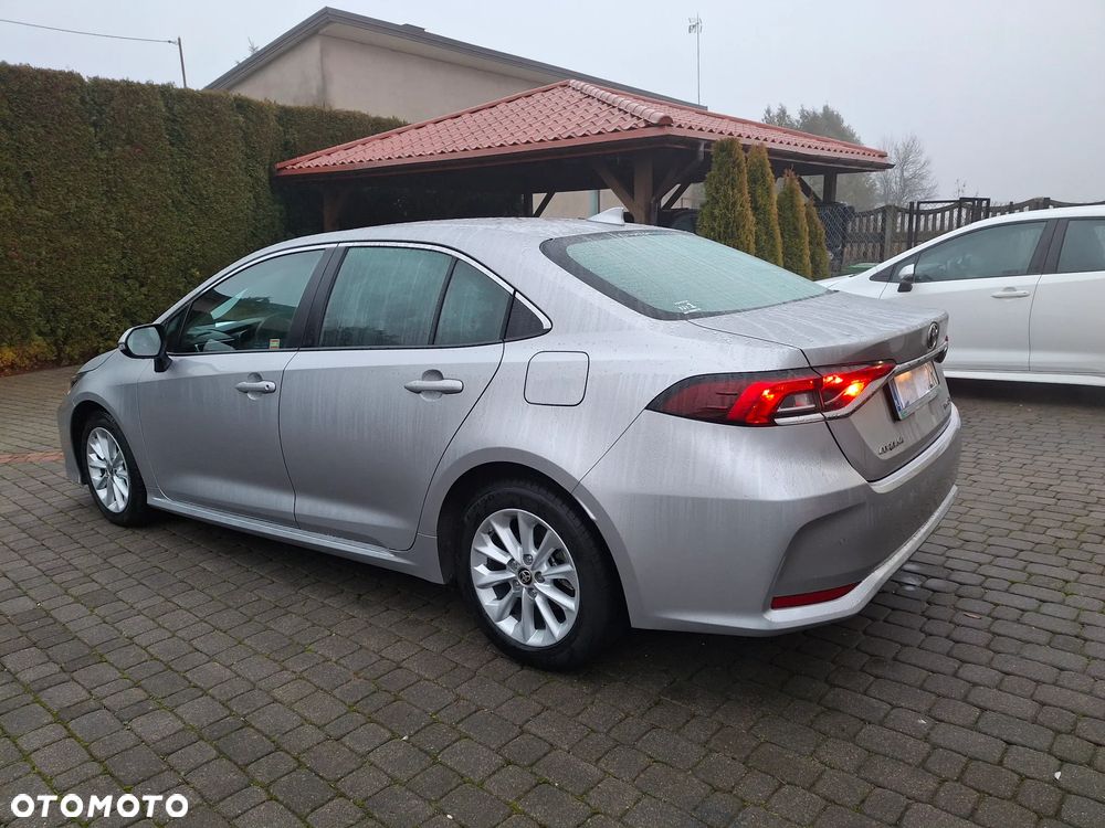 Toyota Corolla 1.8 Hybrid GPF Comfort - 8