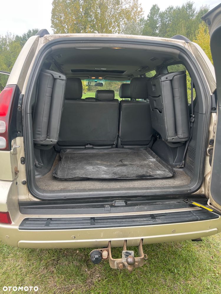 Toyota Land Cruiser - 12