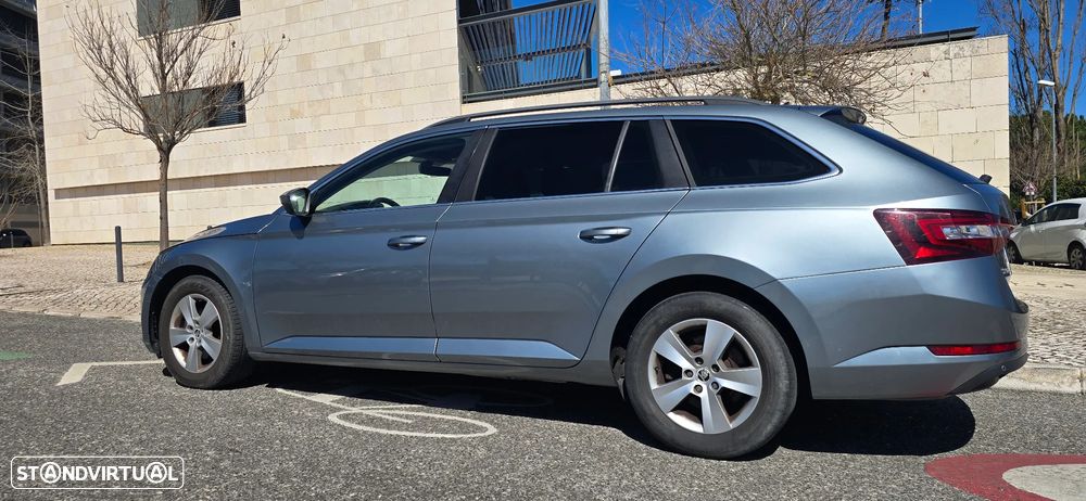 Skoda Superb Break 1.6 TDI Ambition Greenline - 4