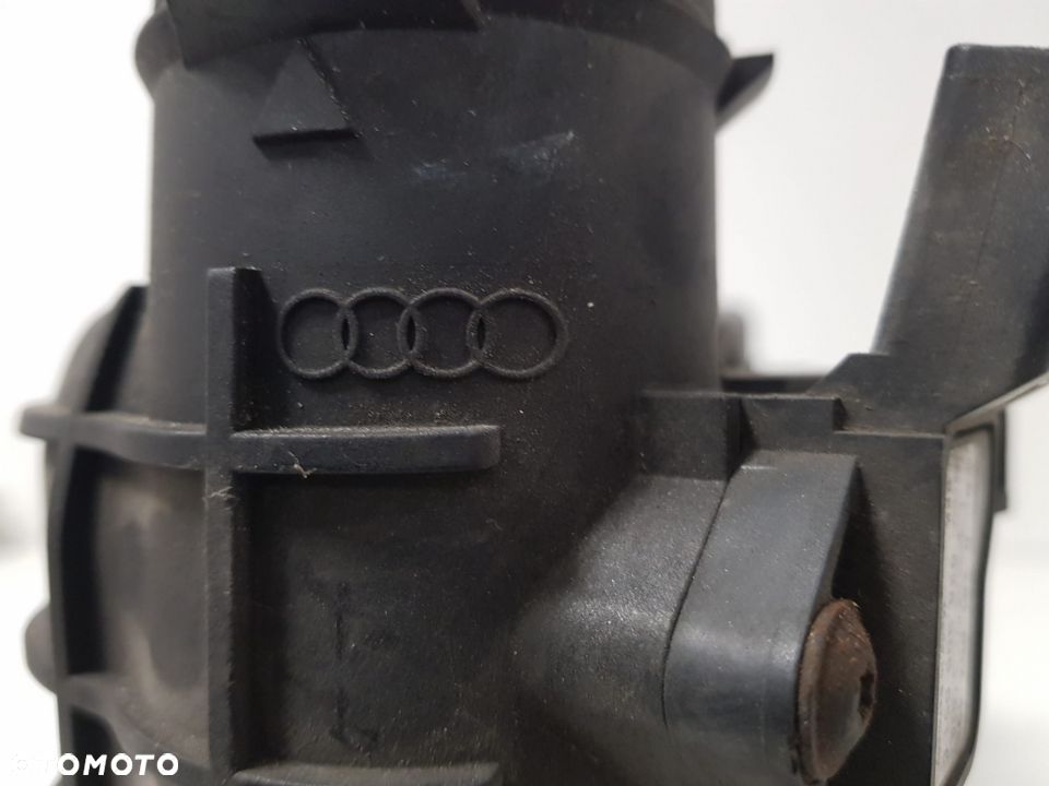 CHŁODNICA INTERCOOLER Z CZUJNIKIEM CIŚNIENIA 038906051C AUDI A6 C6 2.0 TDI 2.0 TFSI 4F0145805S 2004- - 5