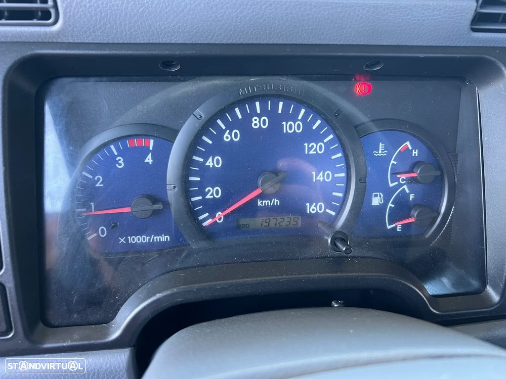 Mitsubishi Fuso Canter 3C13 AC 5,50m caixa - 3
