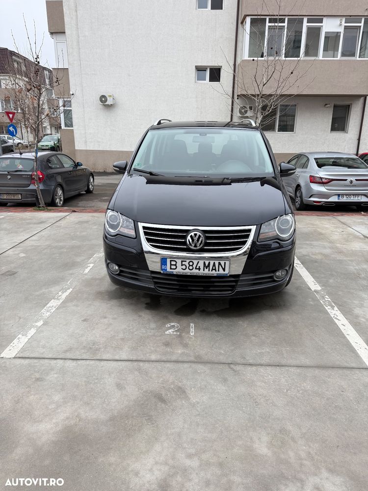 Volkswagen Touran - 5