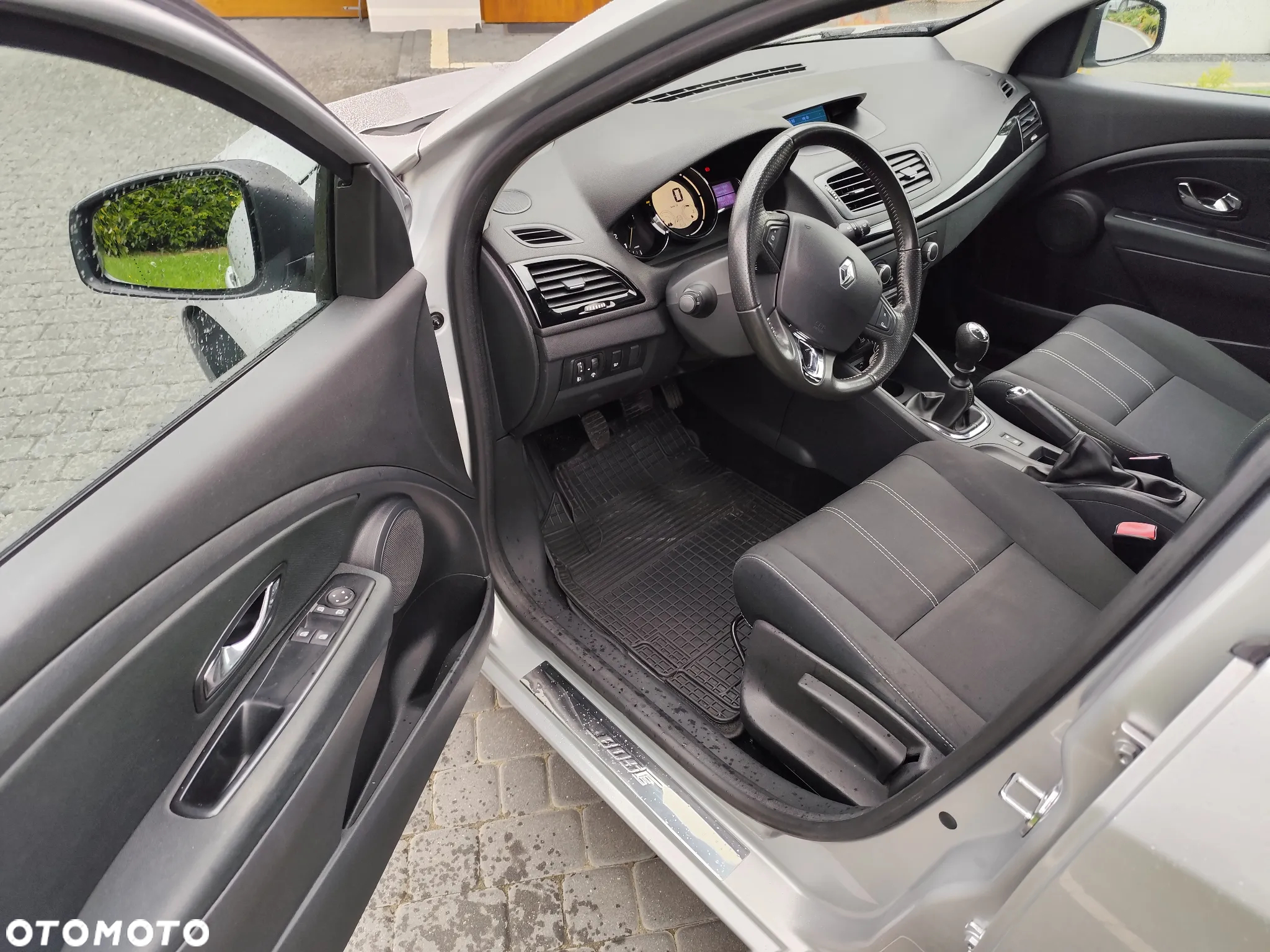 Renault Megane 1.5 Blue dCi Life - 10