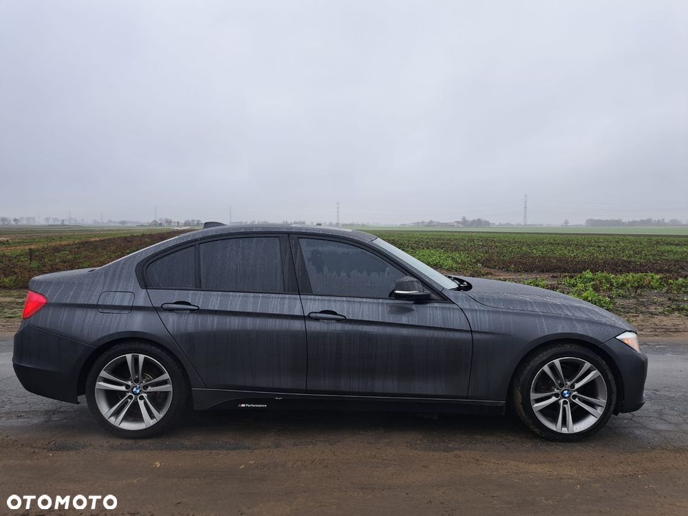 BMW Seria 3 328i xDrive - 6