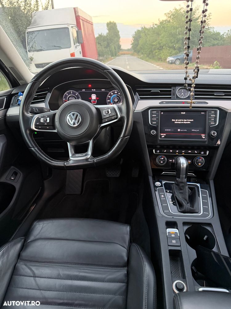 Volkswagen Passat 1.6 TDI SCR DSG Comfortline - 10