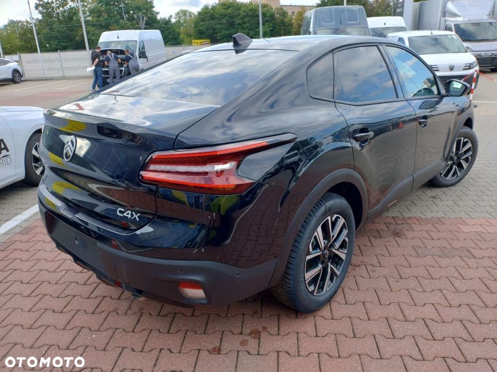 Citroën C4X - 4