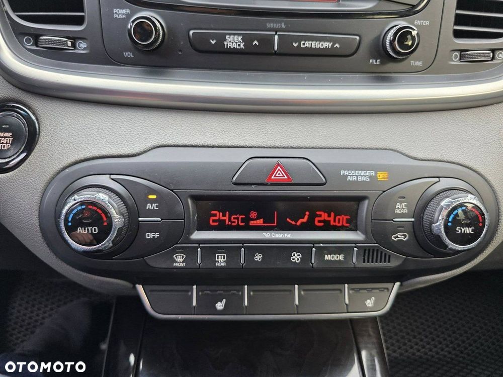 Kia Sorento - 23