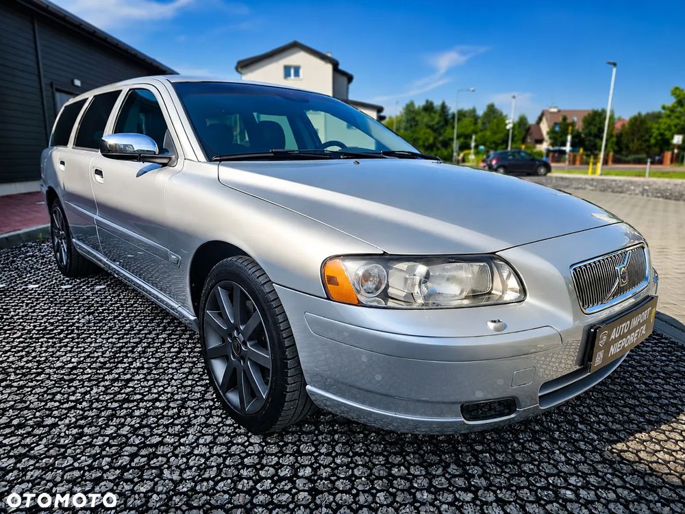Volvo V70 2.5T AWD Edition Sport - 6