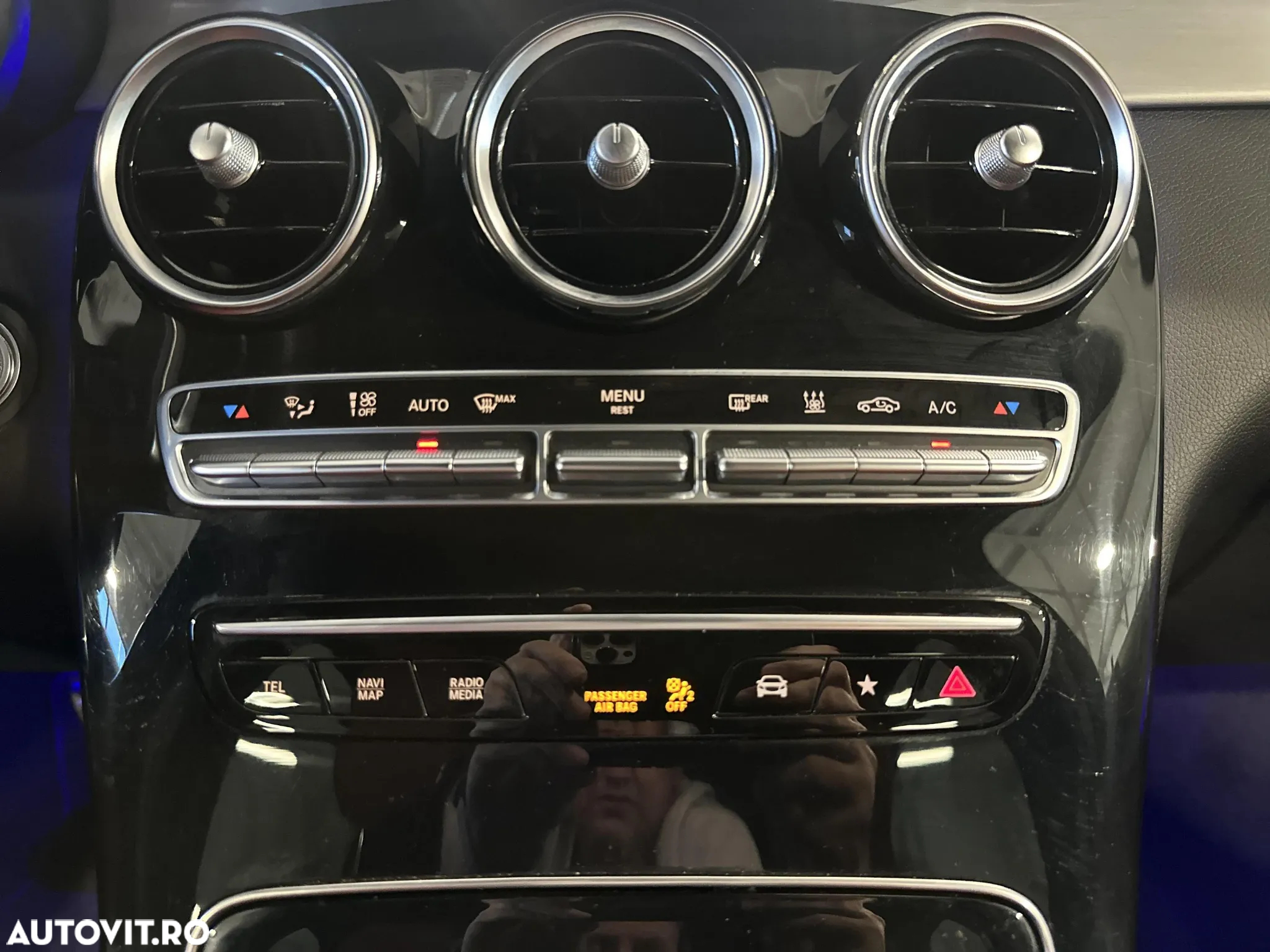 Mercedes-Benz GLC Coupe 300 e 4Matic 9G-TRONIC AMG Line - 17