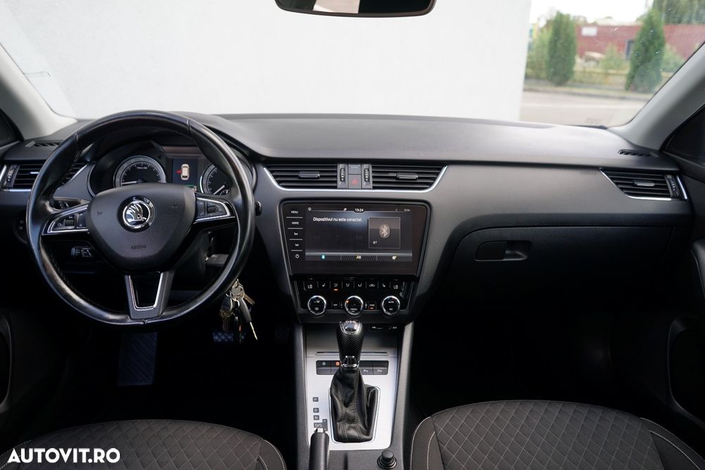 Skoda Octavia 2.0 TDI DSG Ambition - 15
