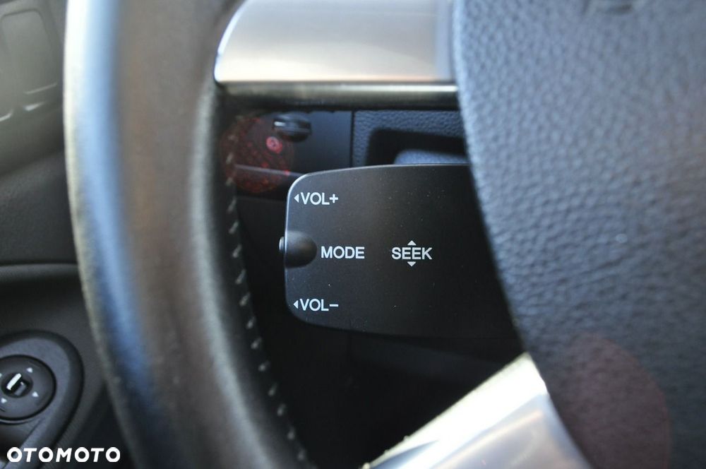 Ford Kuga - 11