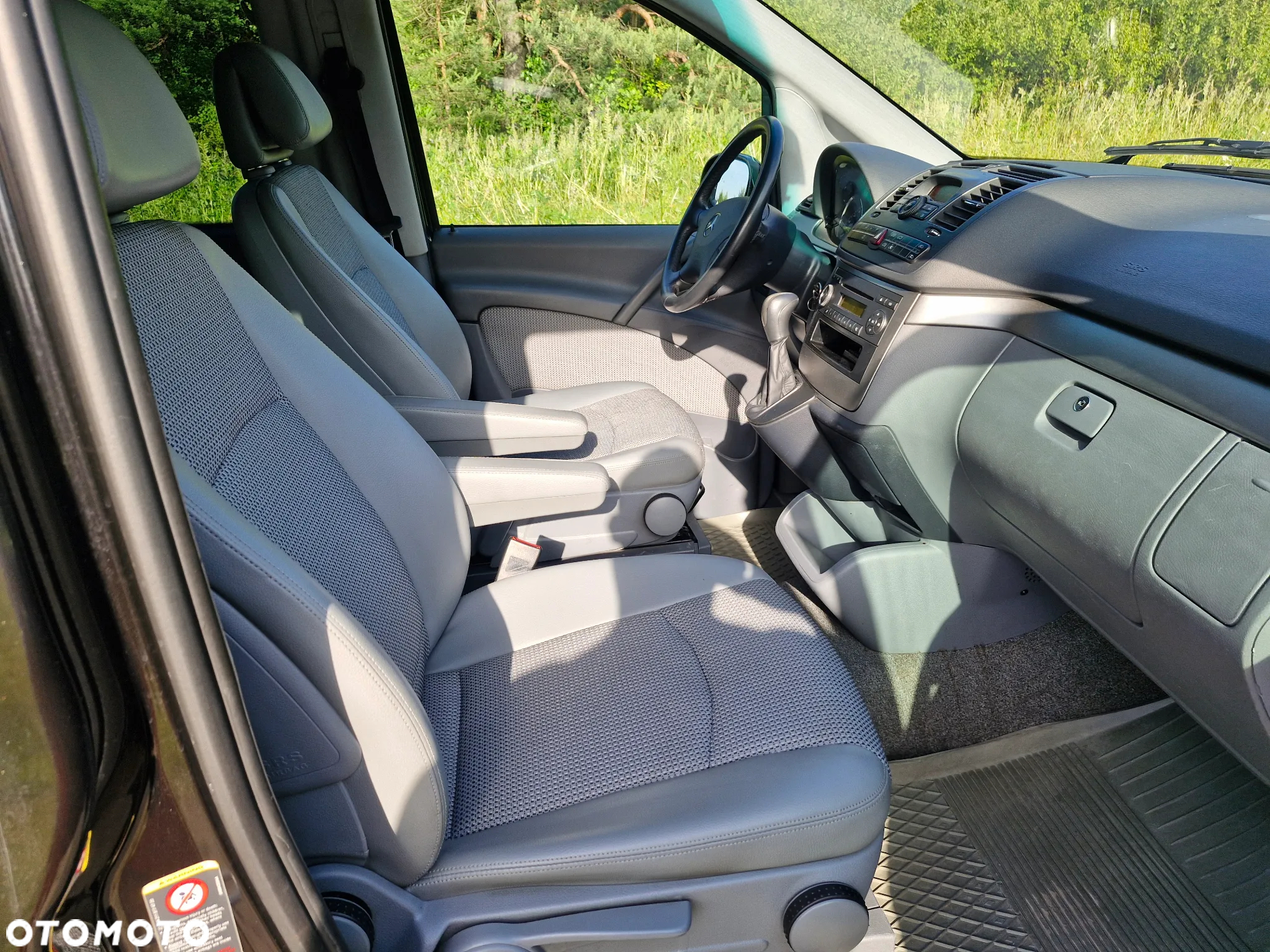 Mercedes-Benz Viano - 14