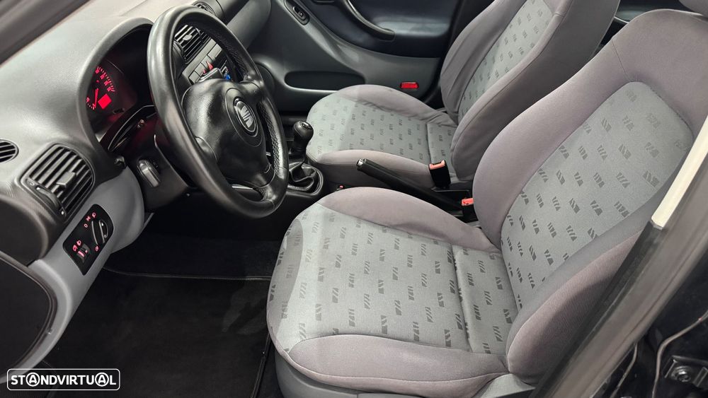 SEAT Leon 1.4 16V Stella - 22