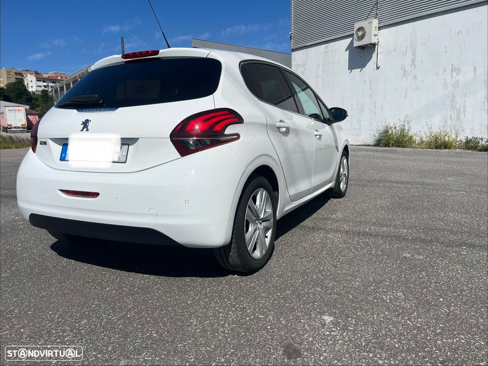 Peugeot 208 PureTech 110 Stop & Start Tech Edition - 4
