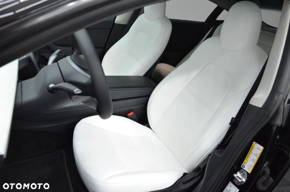 Tesla Model 3 Langstreckenbatterie Allradantrieb Dual Motor Performance - 11