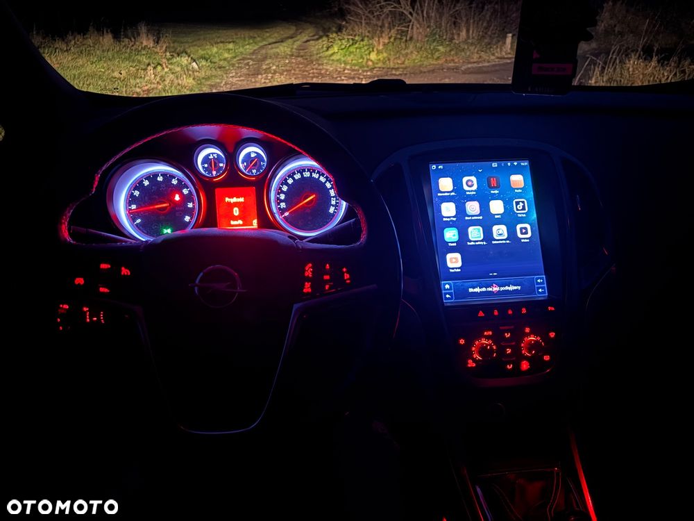 Opel Astra IV 1.4 T Cosmo - 7