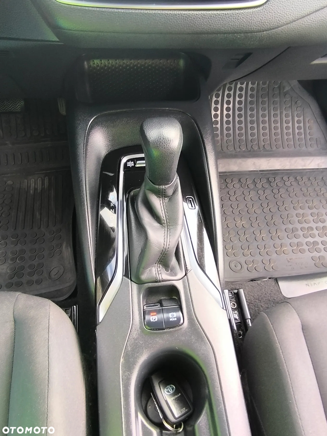 Toyota Corolla 1.8 Hybrid Active - 19