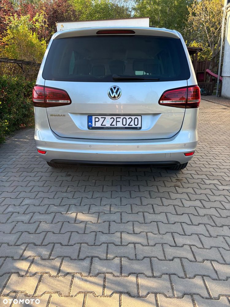 Volkswagen Sharan 2.0 TDI BMT Trendline DSG - 12