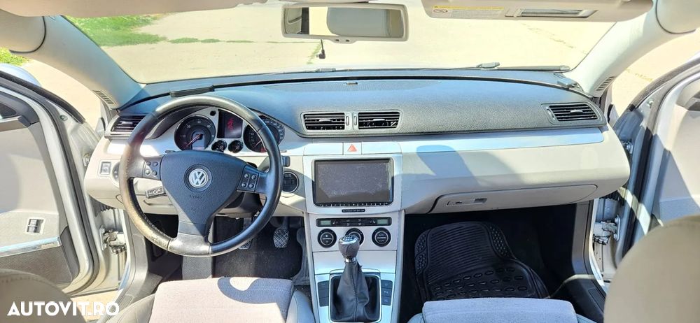 Volkswagen Passat Variant 2.0 TDI Comfortline - 4