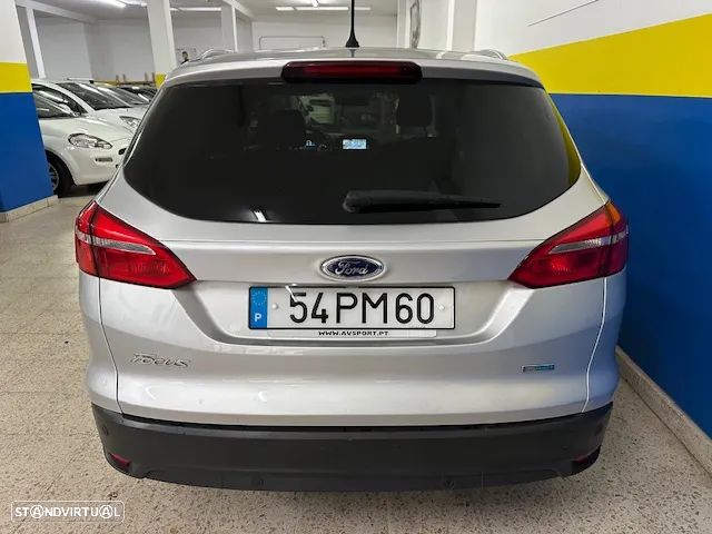 Ford Focus SW 1.0 SCTi Titanium Best - 8
