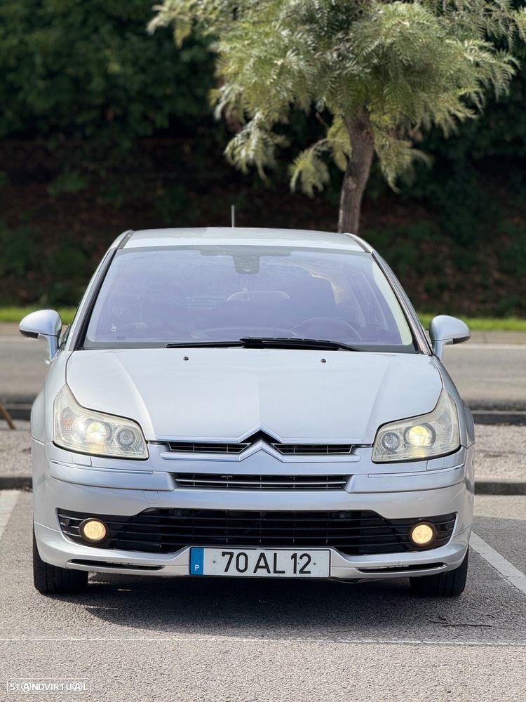 Citroën C4 1.6 HDi 110 Exclusive - 2
